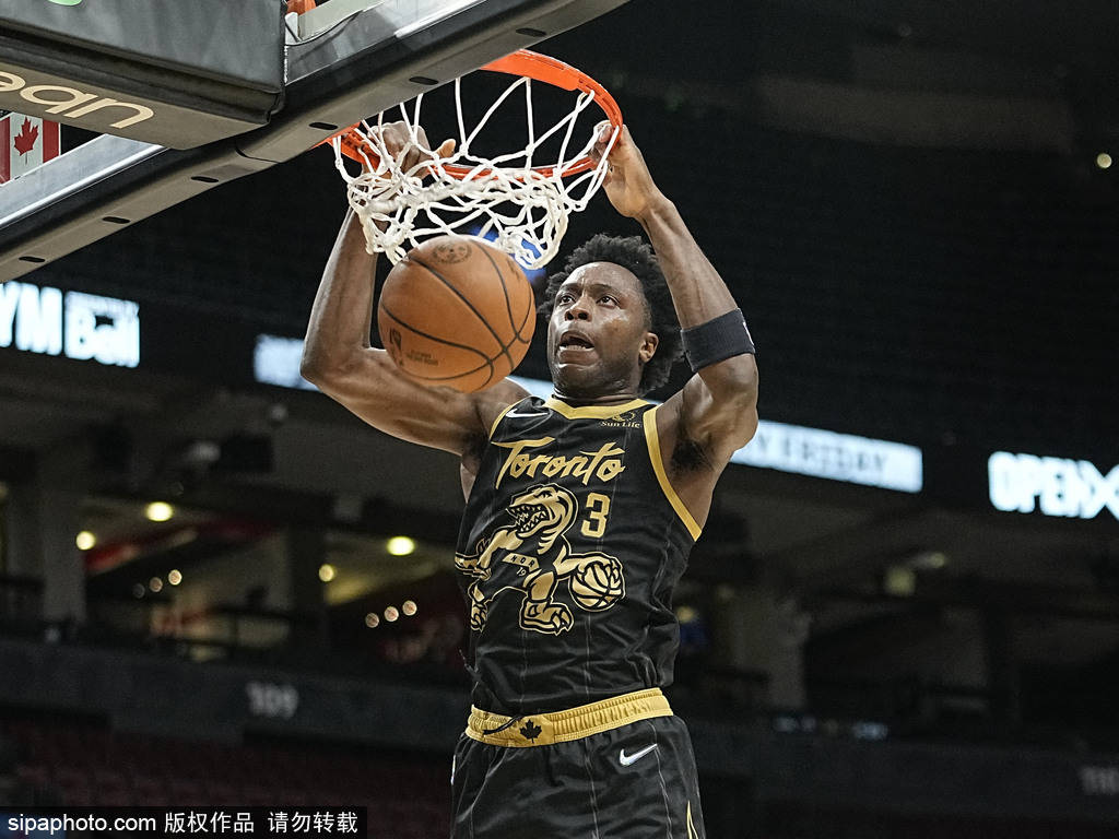 热火横扫南韩男篮，萨姆·米切尔绝境逆转