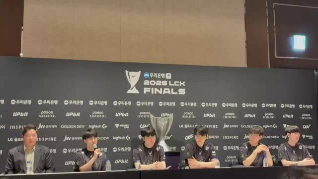 开云体育-GEN横扫TL，Chovy三分雨点燃全场的简单介绍