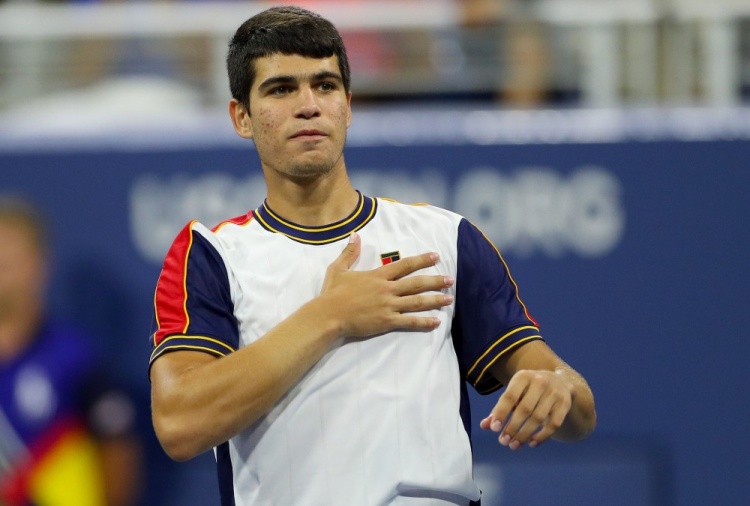 法国网球队爆冷西班牙网球队，阿尔卡拉斯完成帽子戏法