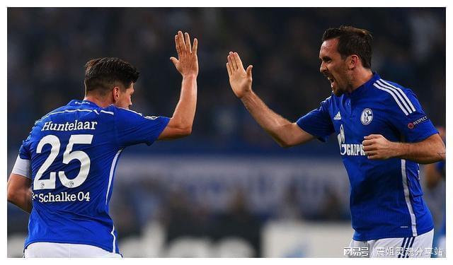 沙尔克04击败勒沃库森，提升士气备战下场比赛的简单介绍