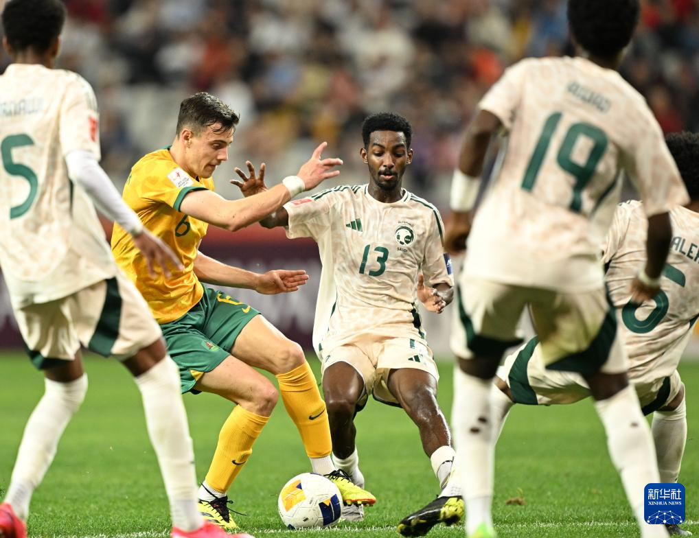 包含国际足球比赛中一支亚洲球队夺冠的词条