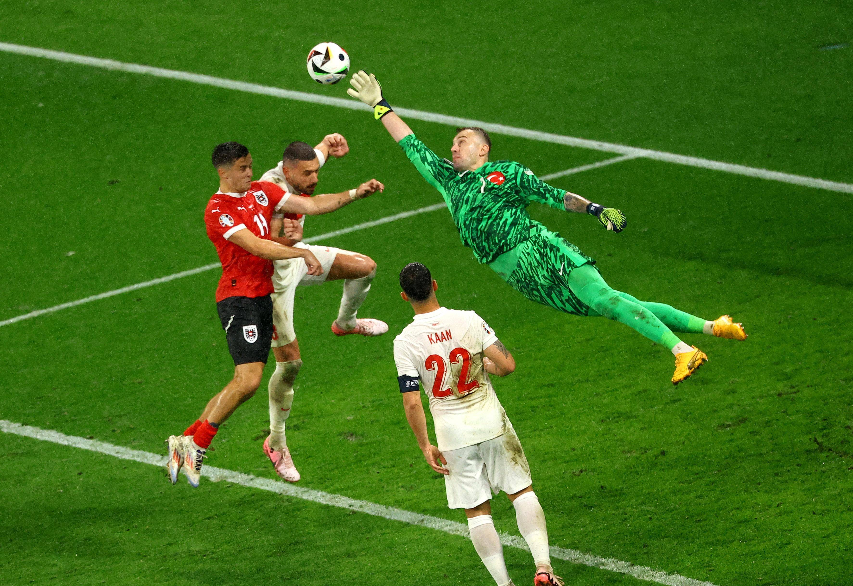 开云体育中国-包含欧洲球队强势踏入精彩战役,期待绝佳表现!的词条